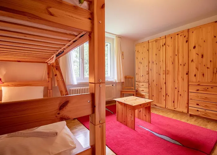 Appartamento Latschüel By Vacations, Familienwohnung Im Zentrum Mit Privatparkplatz Arosa
