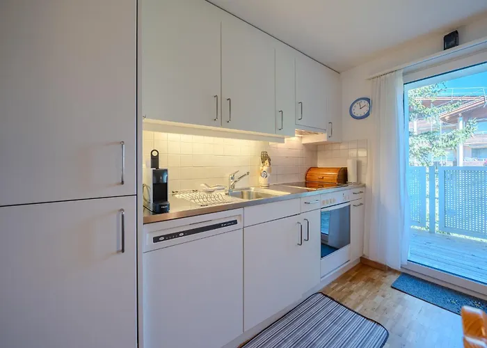 Latschüel By Vacations, Familienwohnung Im Zentrum Mit Privatparkplatz Apartment Arosa