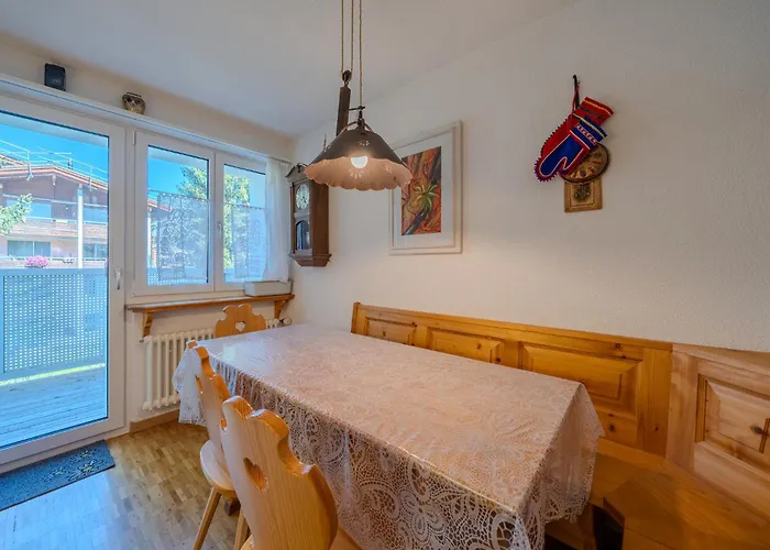 Latschüel By Vacations, Familienwohnung Im Zentrum Mit Privatparkplatz * Arosa