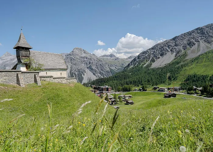 Appartamento Latschüel By Vacations, Familienwohnung Im Zentrum Mit Privatparkplatz Arosa